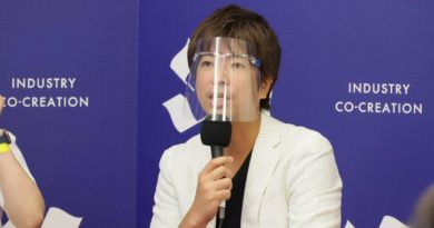 1. 所有からサブスクへ。ファッションの行動変容を進める「エアークローゼット」「ラクサス」 1. 所有からサブスクへ。ファッションの行動変容を進める「エアークローゼット」「ラクサス」